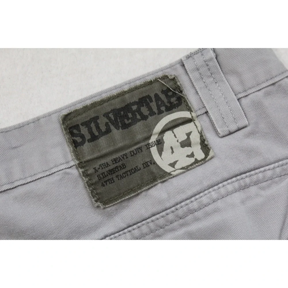 Levis waist 19
